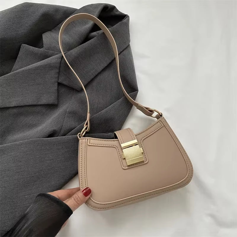 Women Vintage Handbag Brown PU Leather Gold Buckle Trendy Underarm Shoulder Bag Solid Color Handbag Women Luxury Simple Tote Bag