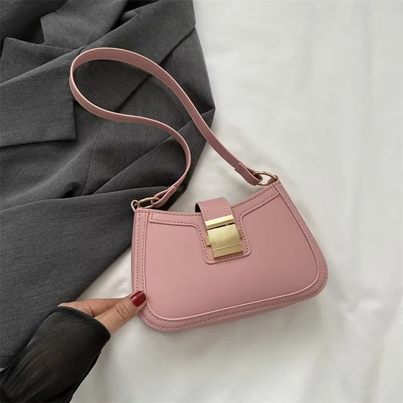 Women Vintage Handbag Brown PU Leather Gold Buckle Trendy Underarm Shoulder Bag Solid Color Handbag Women Luxury Simple Tote Bag