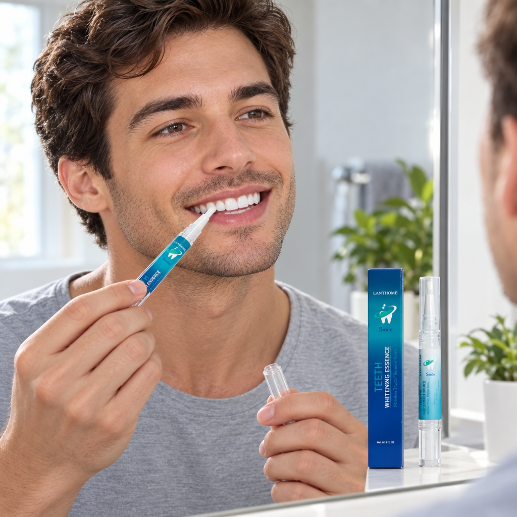 Homme utilisant le stylo blanchissant dentaire